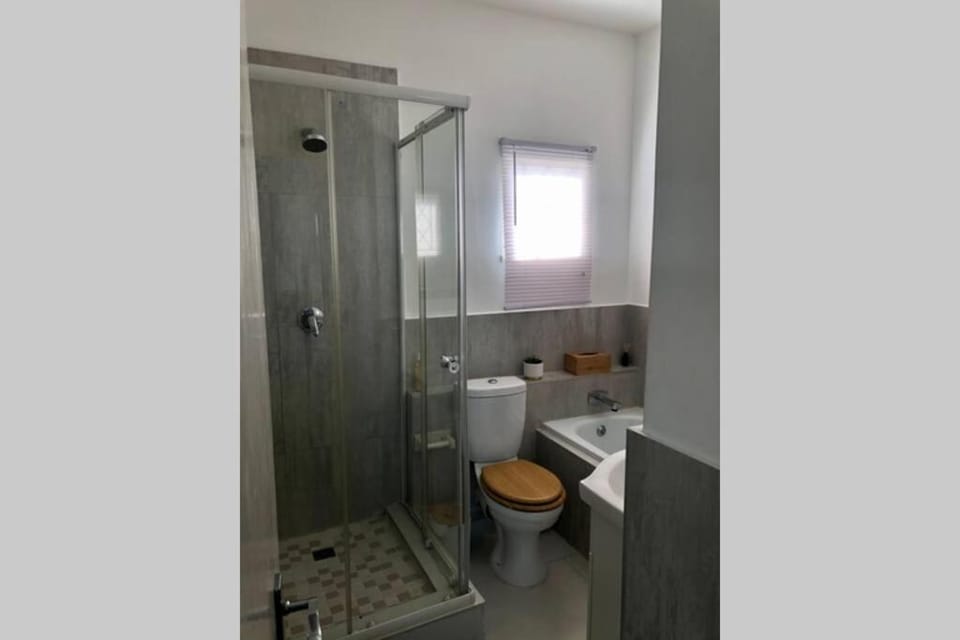 42 Thira - Beautiful Beach apartment Apartment in Dolphin Coast