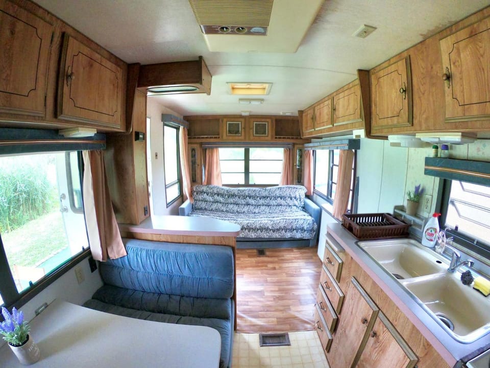 Honey Tiny Home Campground/ 
RV Resort in Romania