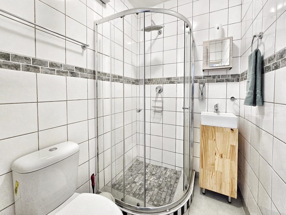 Shower, Property building, Bathroom