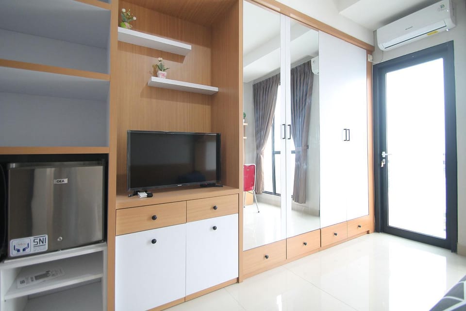 Apartemen Monroe Jababeka Cikarang Bekasi by Aparian Apartment in West Java