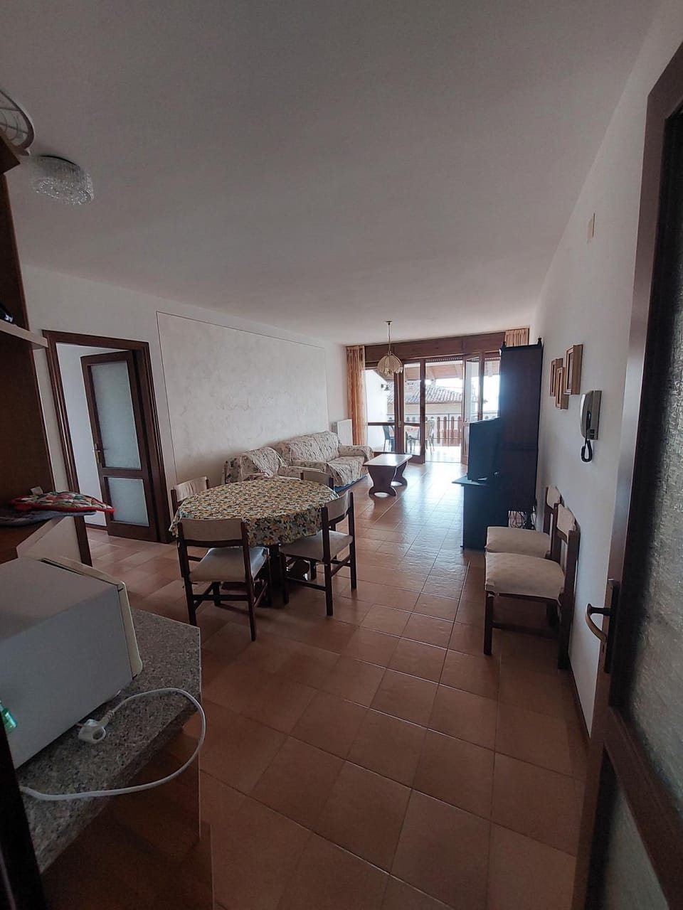 Living room, Dining area
