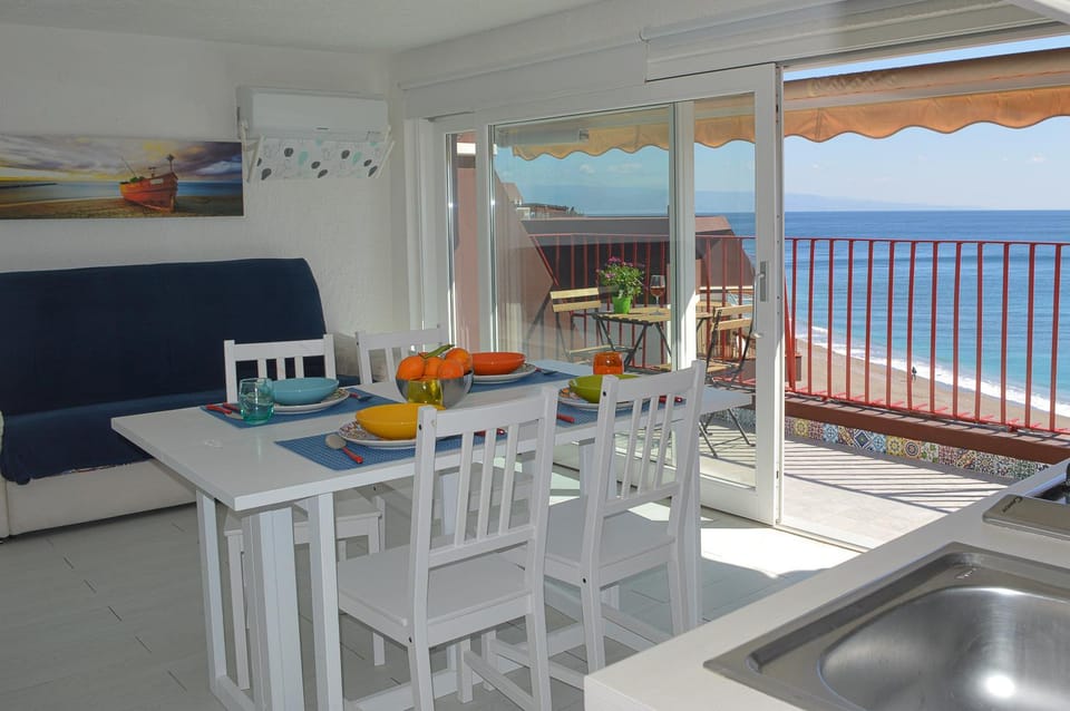 Balcony/Terrace, Dining area, Sea view