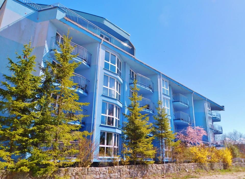 Property building, Spring, Day, Facility for disabled guests