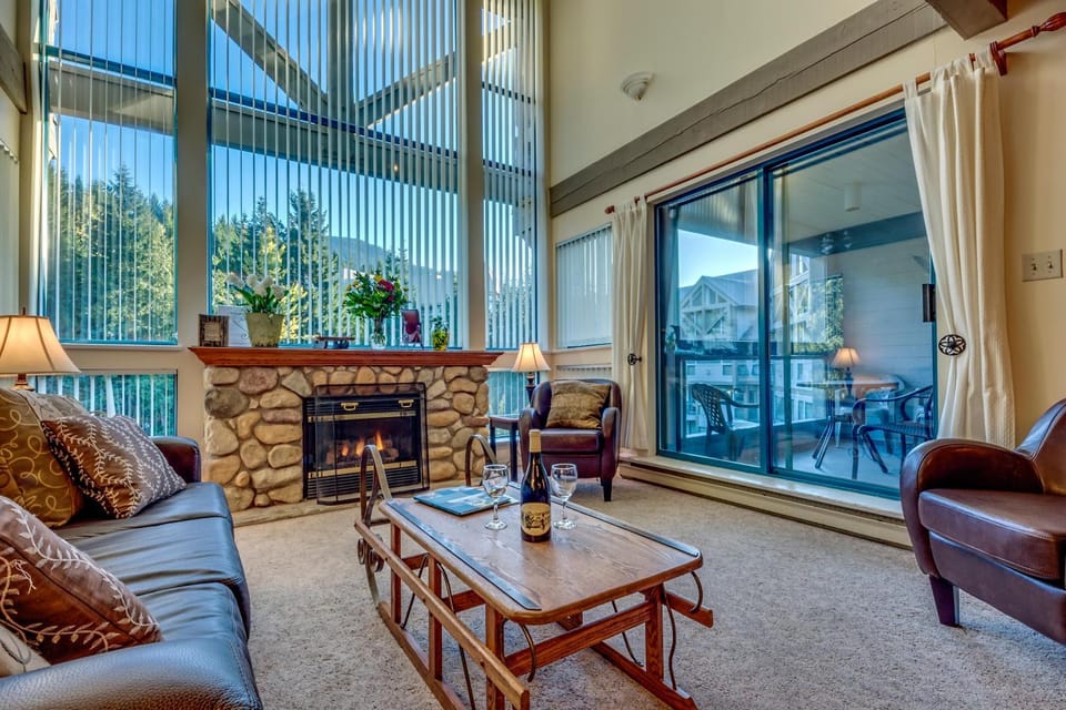 Greystone Lodge 404 Ski-in Out House in Whistler