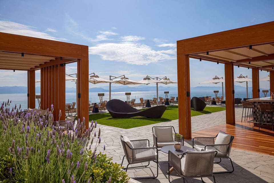 Lounge or bar