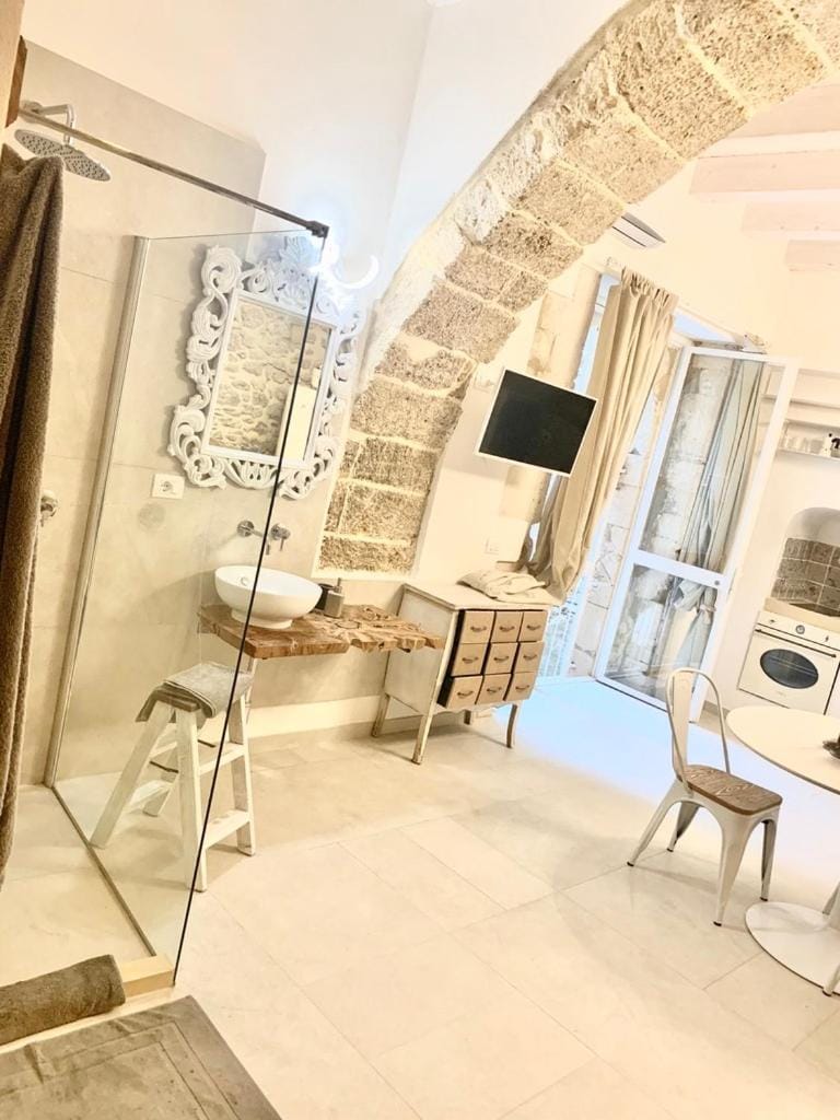 LEMON SUITE Ortigia Apartment in Syracuse