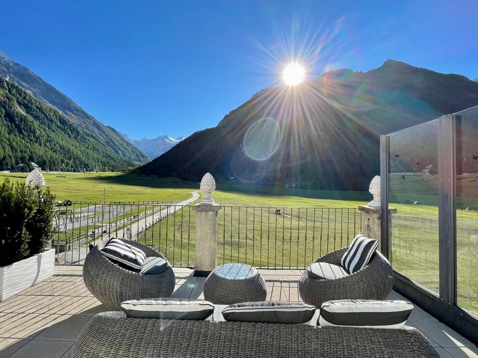 Balcony/Terrace, Balcony/Terrace