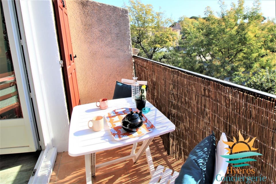 View (from property/room), Balcony/Terrace