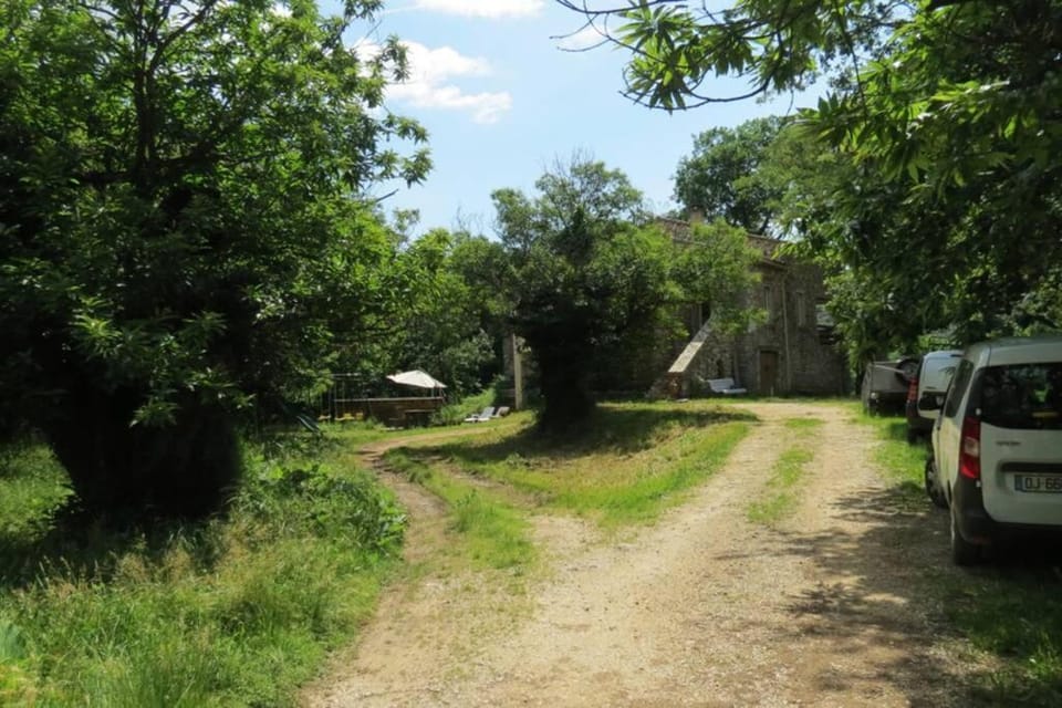 Les châtaigniers du Thaurac Apartment in Occitanie