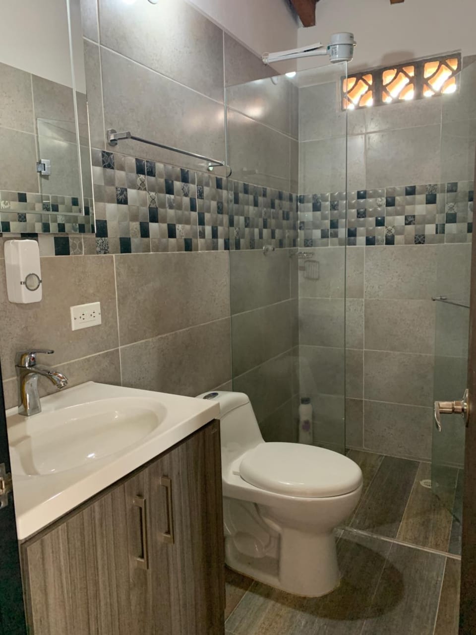 Shower, Bathroom