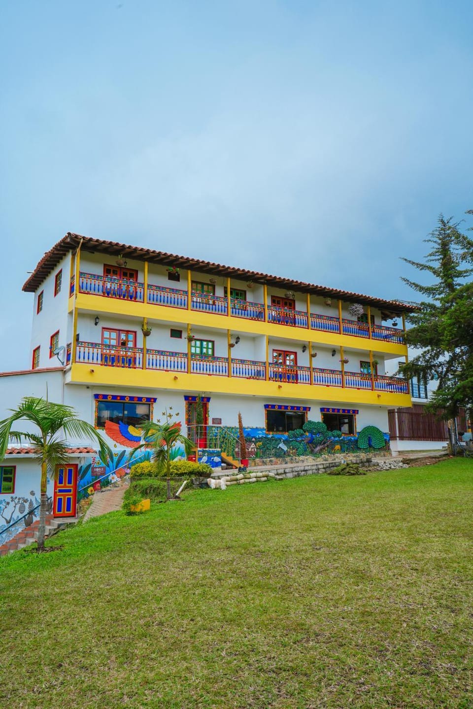 Property building, Day, Natural landscape, Garden view