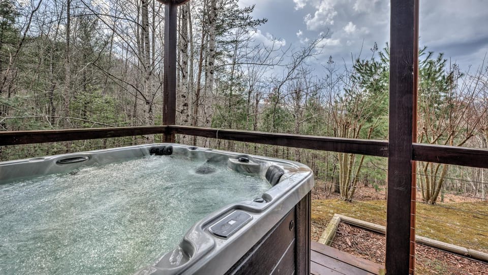Fire on the Mountain House in Tennessee