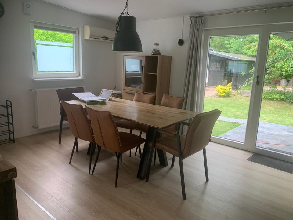 Dining area, Garden view