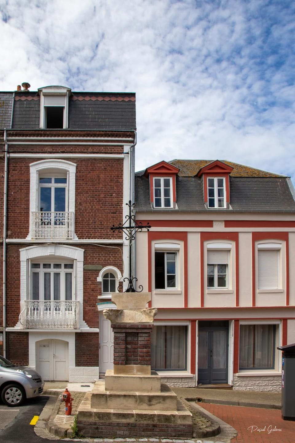 villa surcouf ,5mn de la mer et du parking gratuit ,Fibre House in Normandy