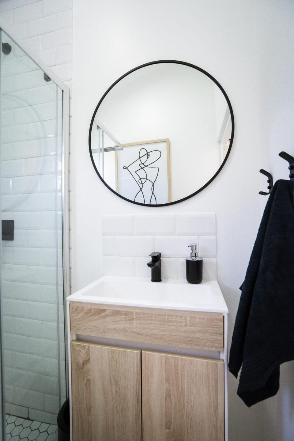 Shower, Bathroom, towels