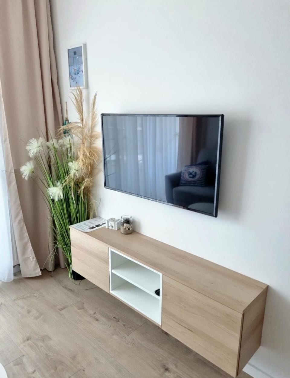 TV and multimedia, Evening entertainment