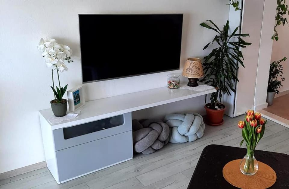 Mali Jakov Apartment in Brela