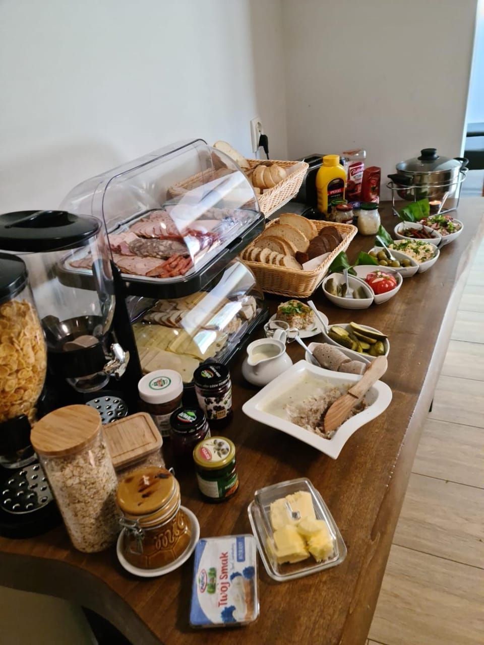 Breakfast, Buffet breakfast