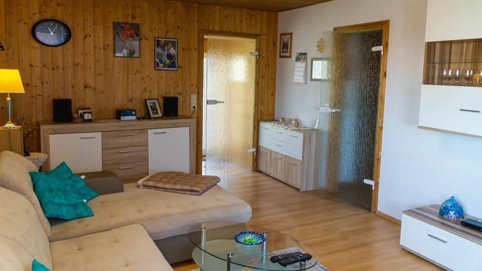 Communal lounge/ TV room, Living room, Seating area, Dining area