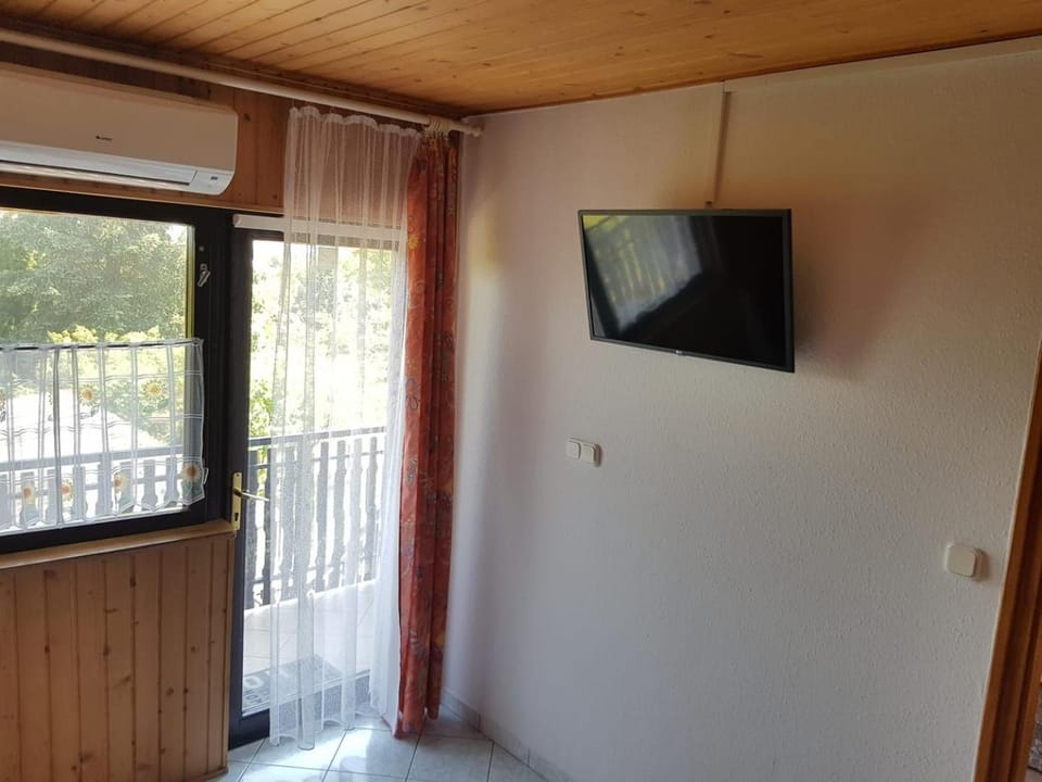 Panna Apartmanház Apartment in Hungary
