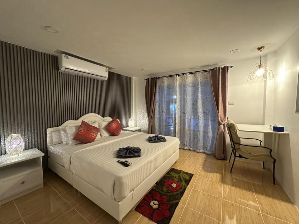 Inn Dulgence Apartment in Patong