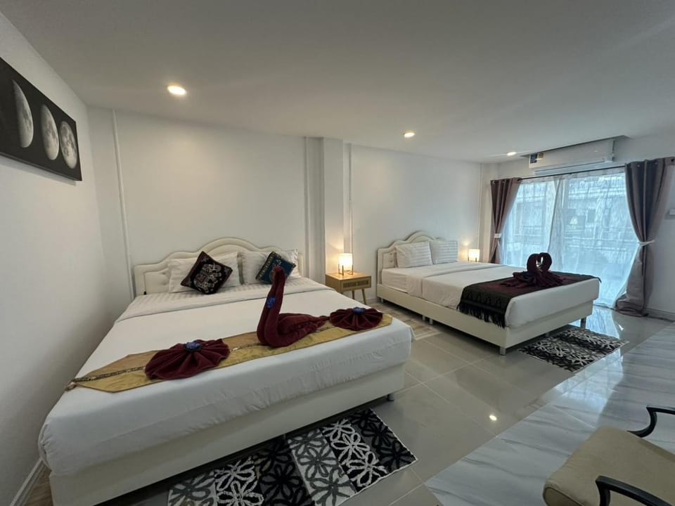 Inn Dulgence Apartment in Patong