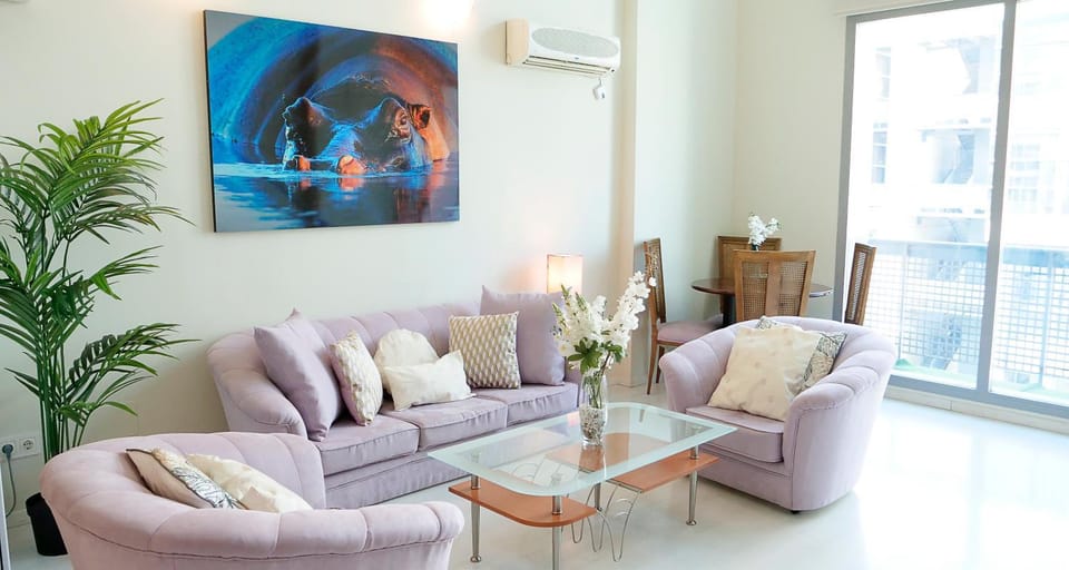 Living room, Seating area, air conditioner