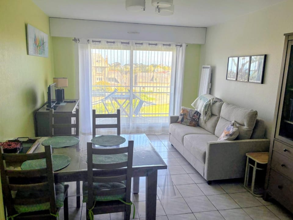 Escapade Marine Apartment in Saint-Quay-Portrieux