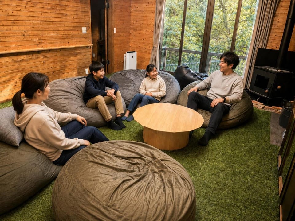 Living room, group of guests