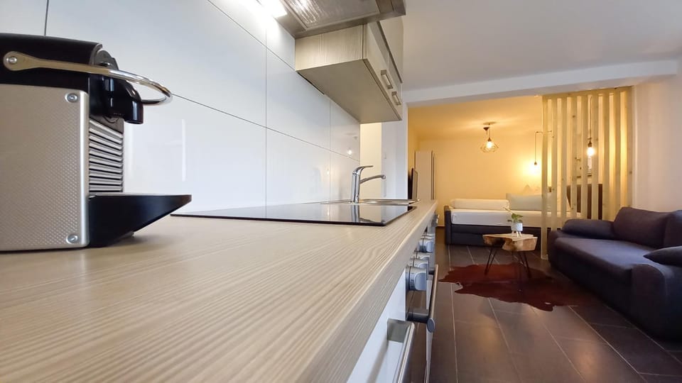 Kitchen or kitchenette, Living room, Bedroom