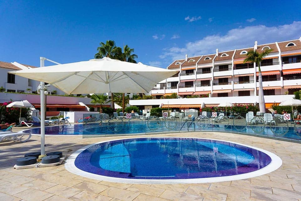 Pool view, Swimming pool, Swimming pool