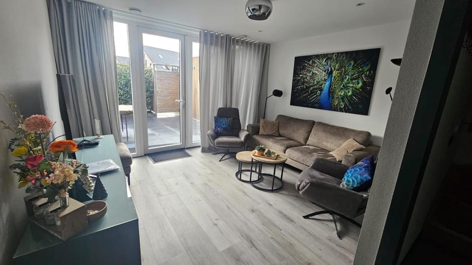 Property building, Patio