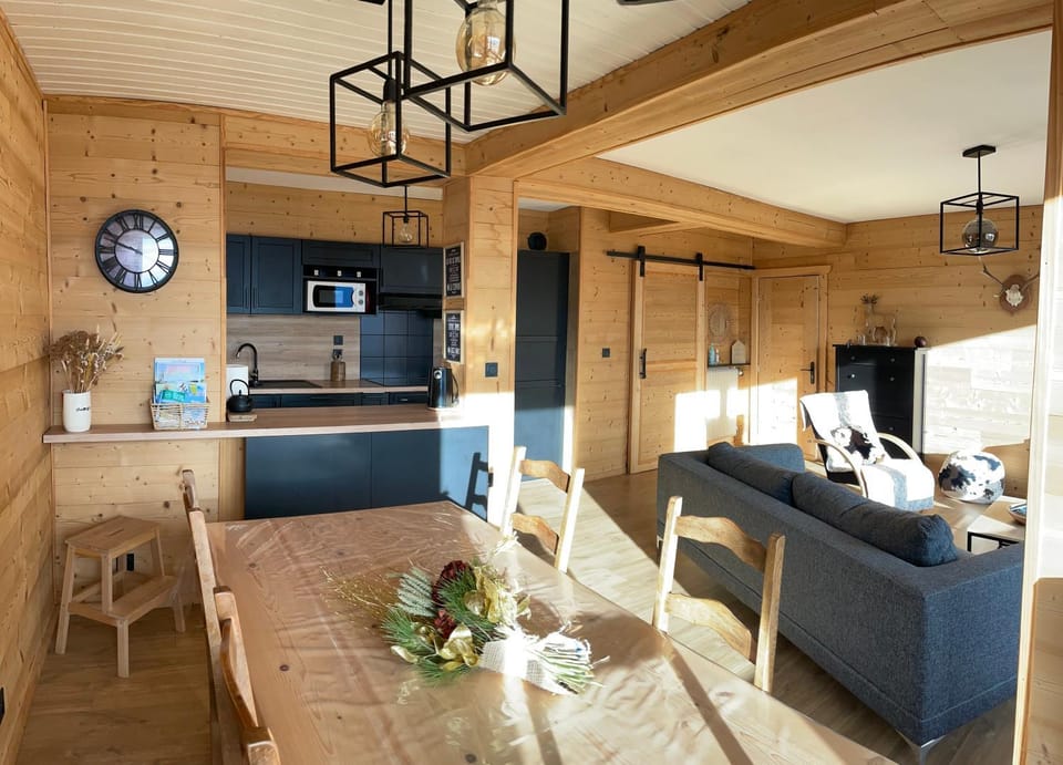 LA PERLE DES CAILLOUX EXCEPTIONNEL et COSY Apartment in Bolquère