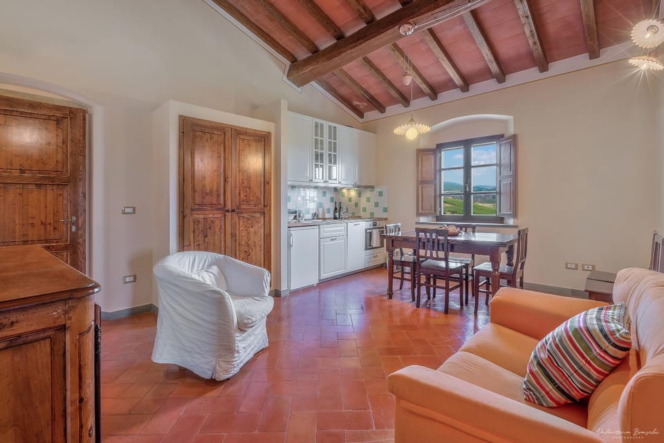 Kitchen or kitchenette, Living room, Dining area