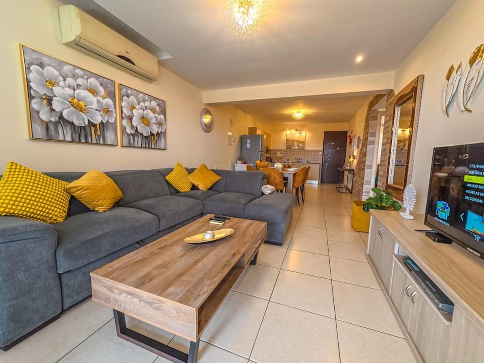 NISSI BEACH POOL VIEW APARTMENT FREE WIFI Apartment in Ayia Napa