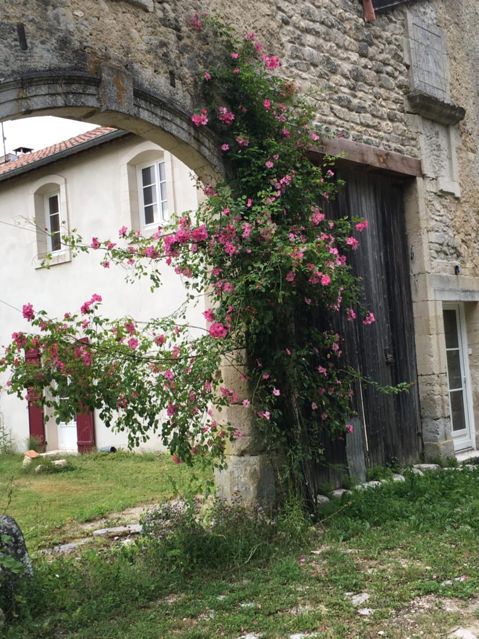 La Grange aux dames Bed and Breakfast in Grand Est