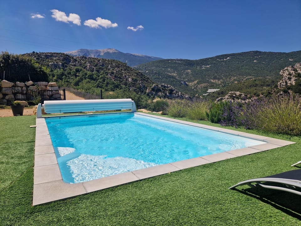 Les Villas Dorées - Villa Métal face au Mont Ventoux House in Provence