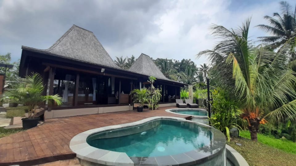 Garden view, Pool view