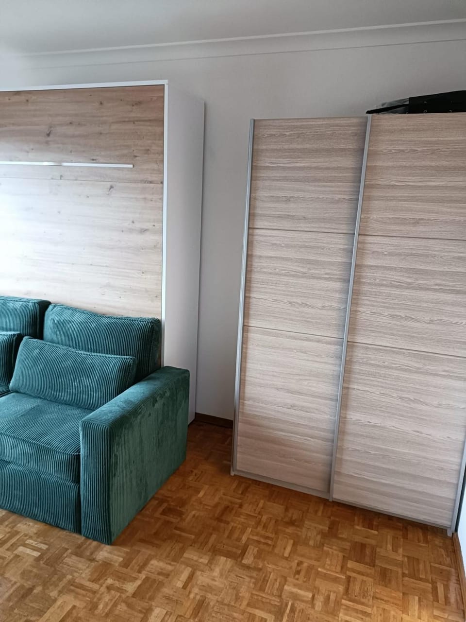 Seating area, storage