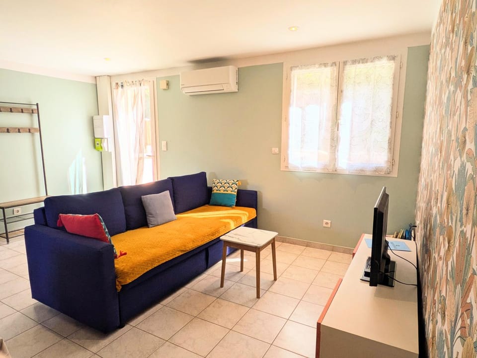 F3 climatisé avec jardin privé Parking 6 pers Apartment in Provence-Alpes-Côte d'Azur