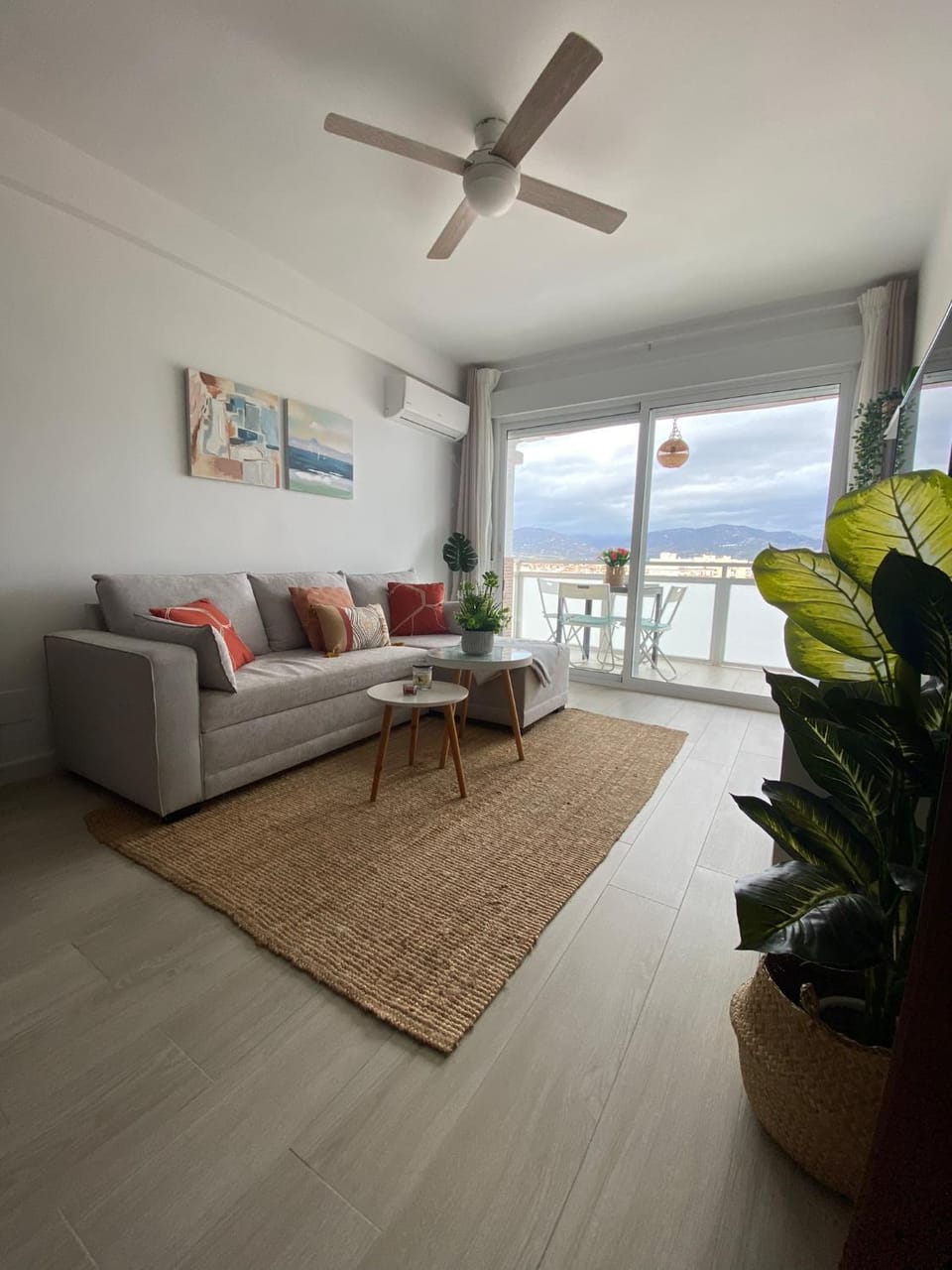VISTAS AL MAR YECLA - HOME RENt MALAGA Apartment in Torre del Mar