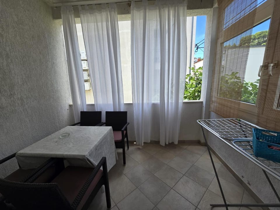 Omiš Duće sandy beach apartments Mare Apartment in Split-Dalmatia County