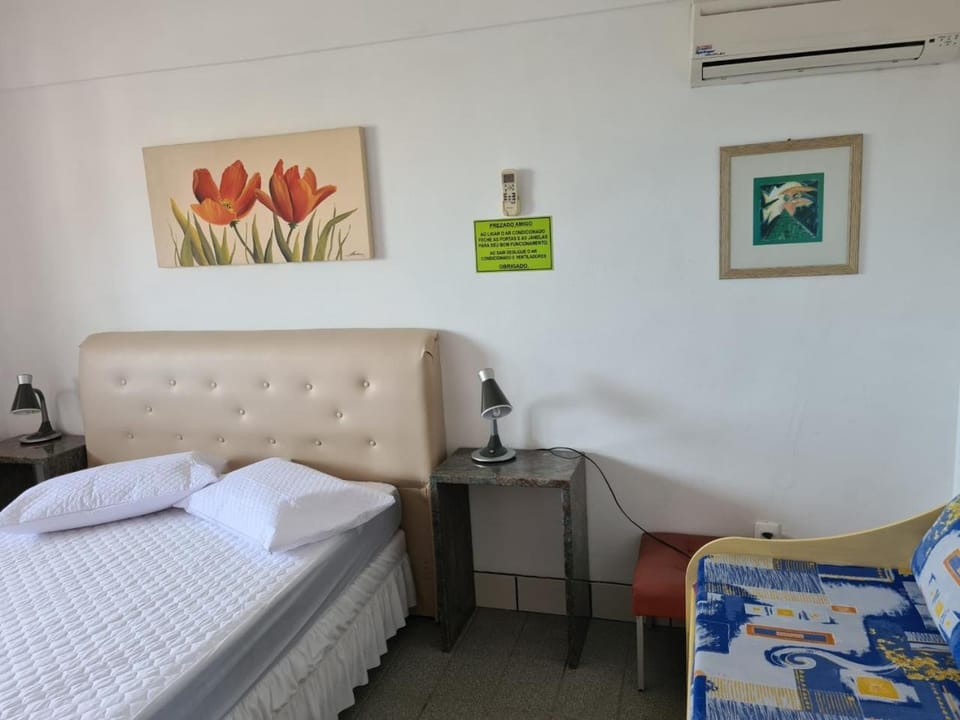 Bed, Photo of the whole room, Bedroom, air conditioner