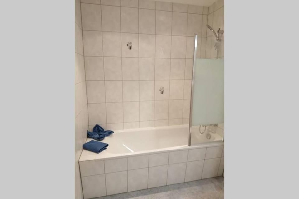 Shower, Bathroom, Bath