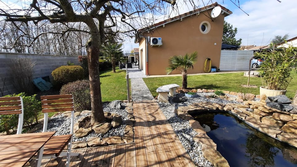 Property building, Patio, Garden, Garden view