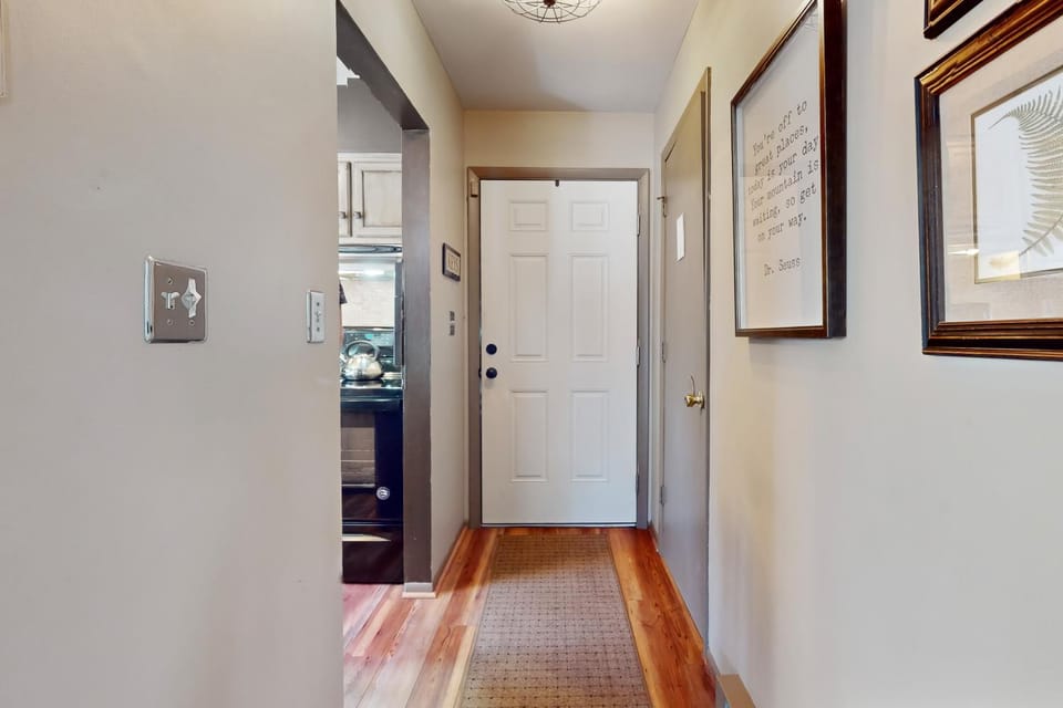 66 Pine Top Circle, Unit B Apartment in Watauga