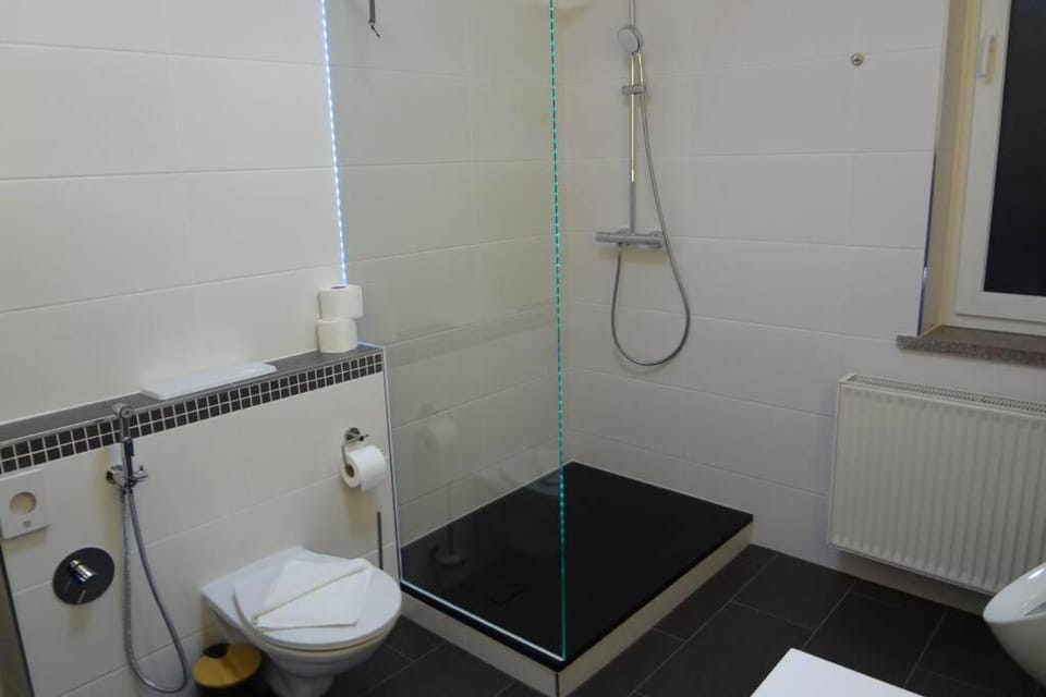 Charmante rustikale Jägersuite mit el Kamin H2O Therme Oberhof Apartment in Thuringia, Germany
