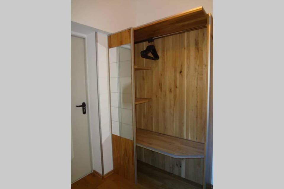 Charmante rustikale Jägersuite mit el Kamin H2O Therme Oberhof Apartment in Thuringia, Germany