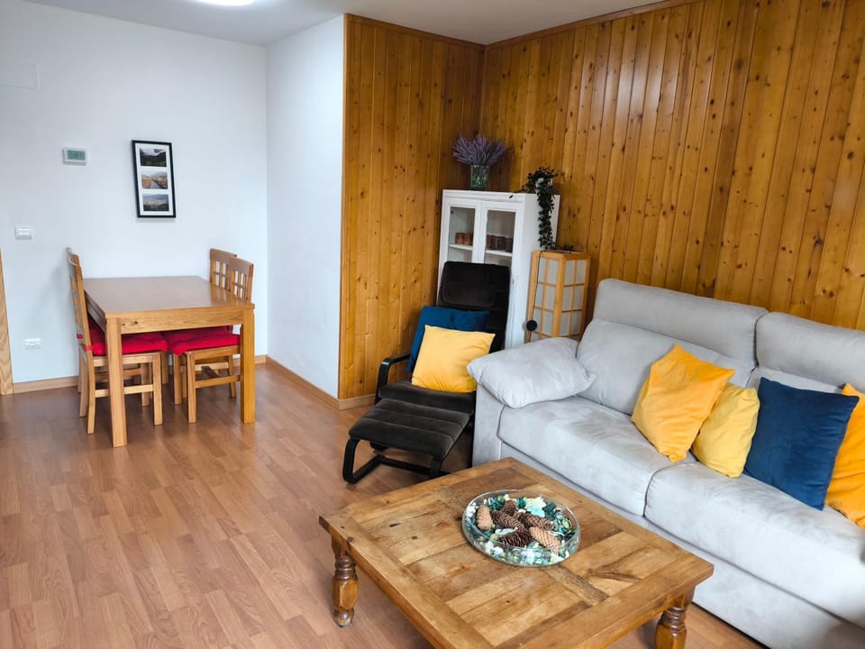 Apartamento Diezcapanas Apartment in Villanúa