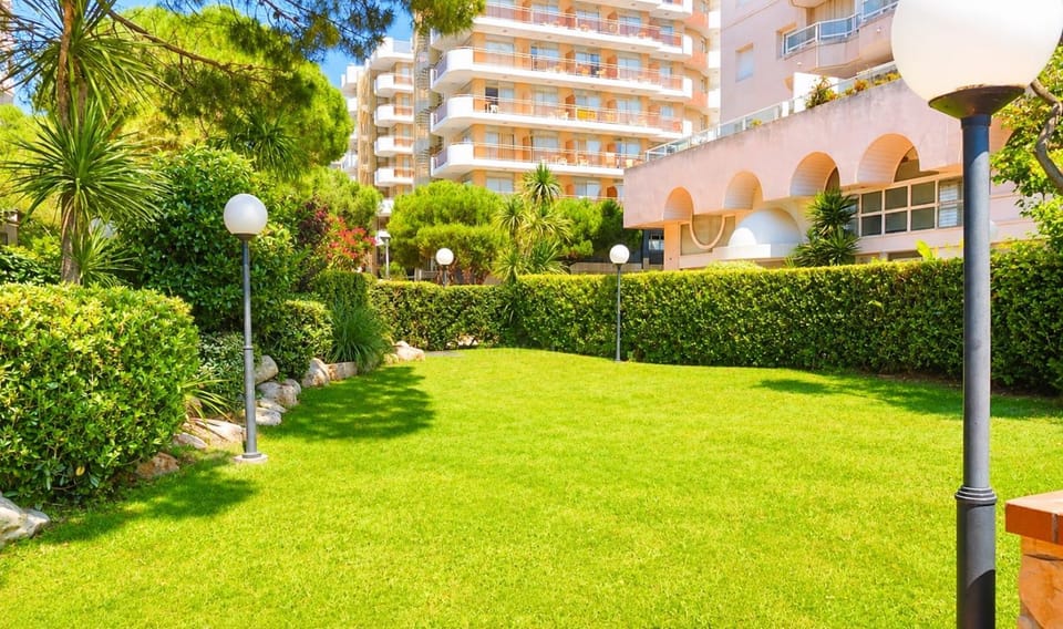 Garden, Garden view